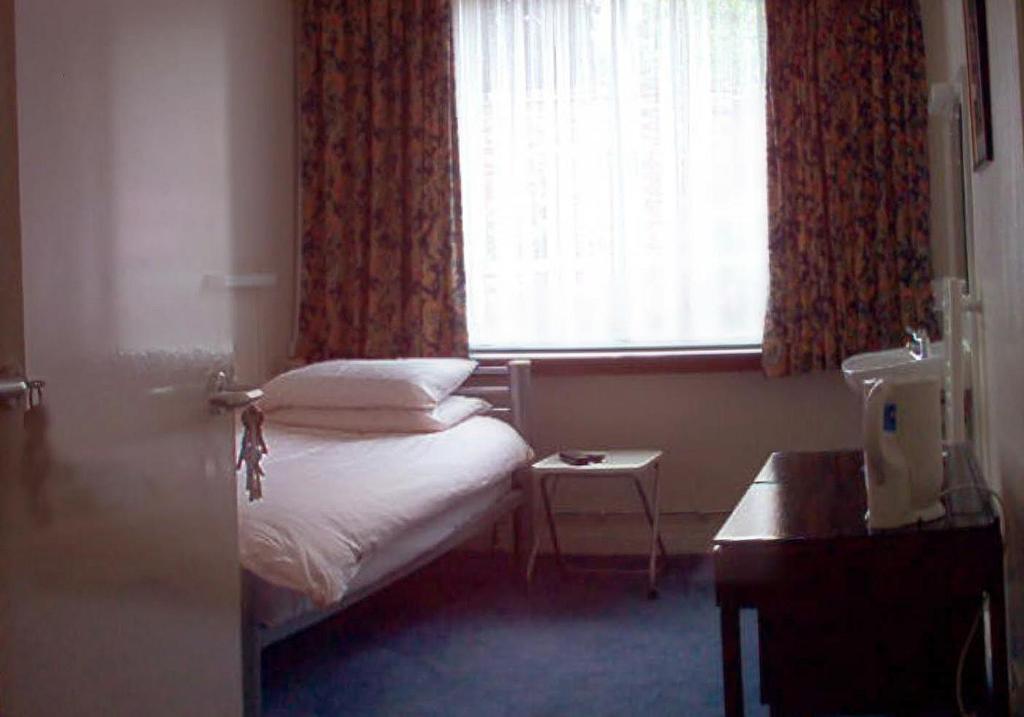 Tekels Park Guest House キャンバリー 部屋 写真